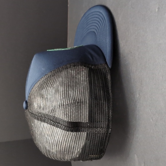 Vans Blue Men's  Blue/Black Mesh, Snapback Trucker Hat. - Picture 4 of 8